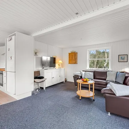 Ascan - 300m To The Fjord By Interhome *