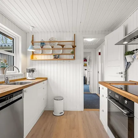 Ascan - 300m To The Fjord By Interhome *